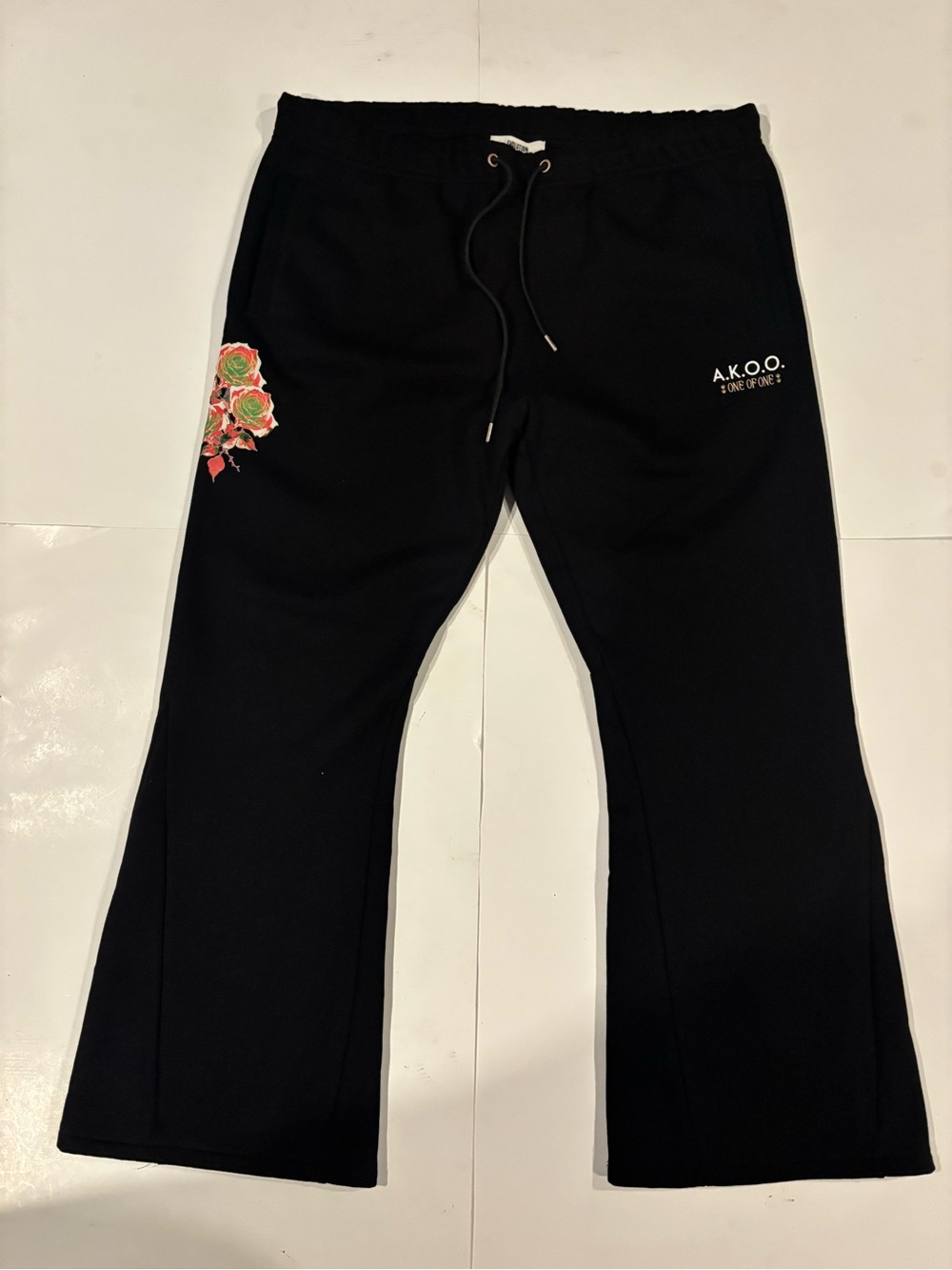Men’s AKOO Nouveau Black Sweatpants/ 4XL NWT Rose Graphic Flare Leg Joggers
